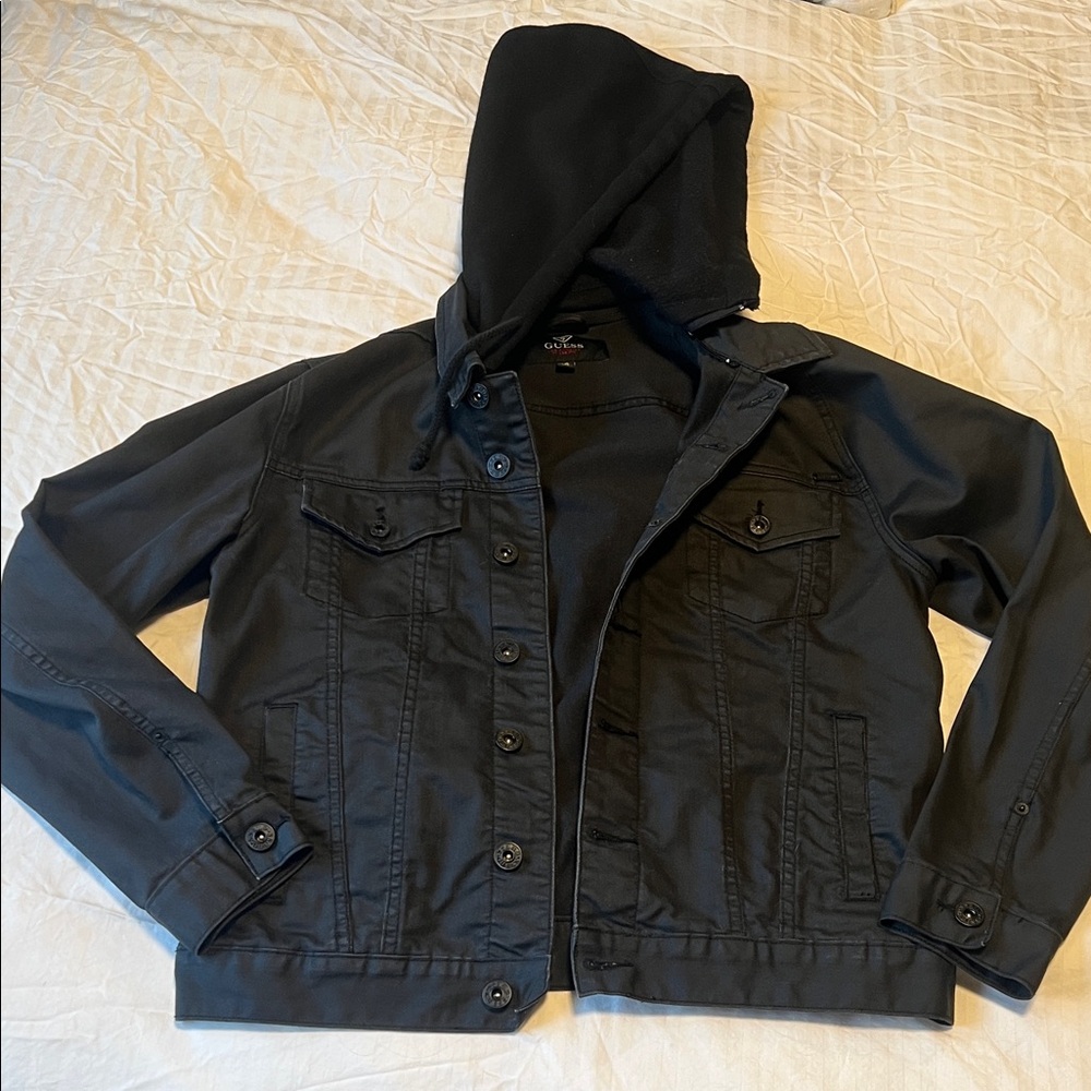 Men’s Guess Black Denim Jacket with Hood (large)
